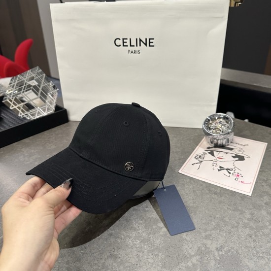 Prada Hat
$30-$45