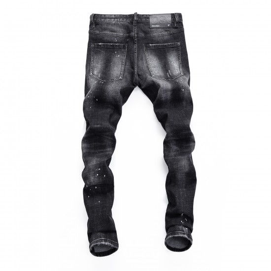 Dsquared228