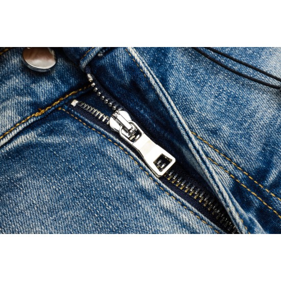 AMIRI33