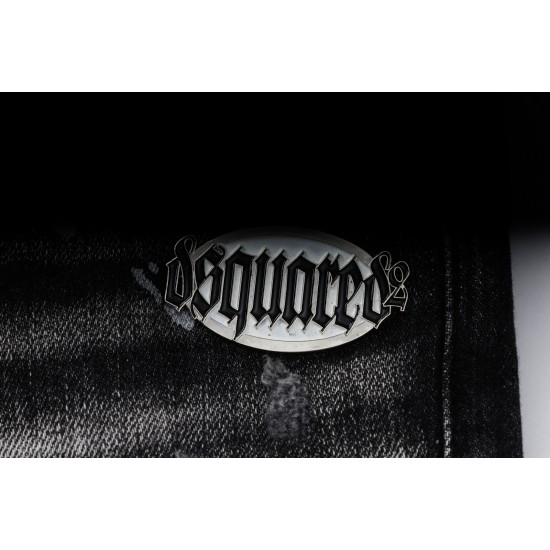 Dsquared240