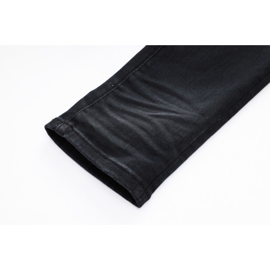 Amiri44