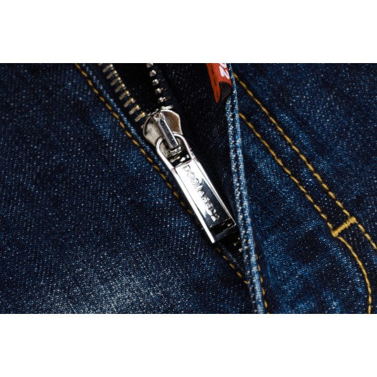 Dsquared238