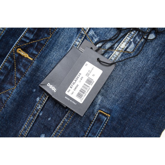 DSQUARED229