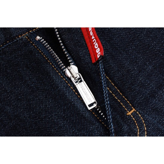 Dsquared235