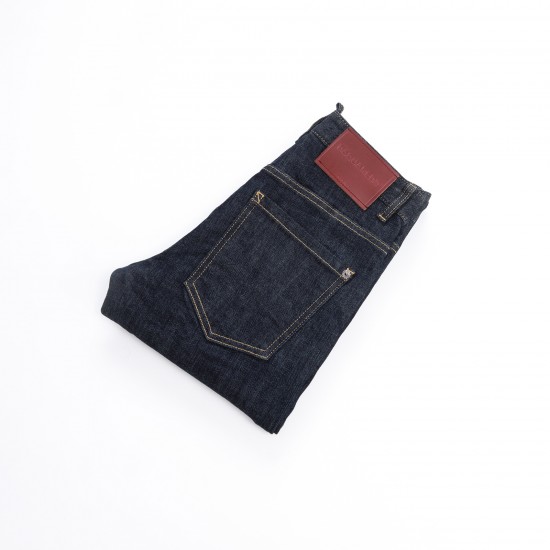 Dsquared235