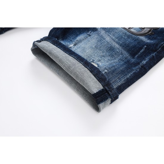 Dsquared235