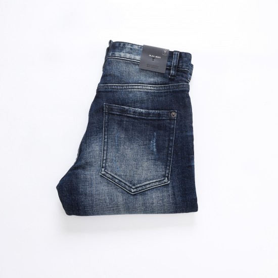 Dsquared235