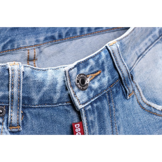 Dsquared216