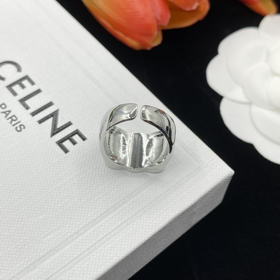 Celine Ring