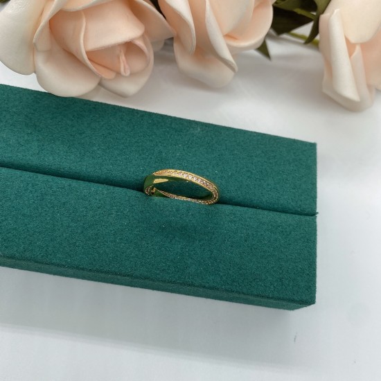 Celine Ring