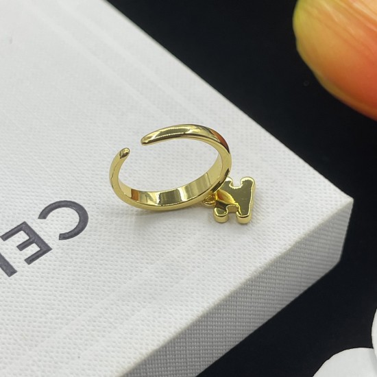 Celine Ring
