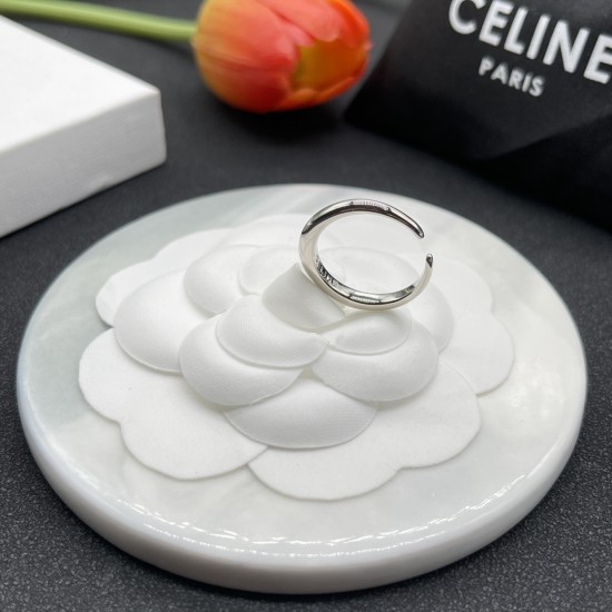 Celine Ring