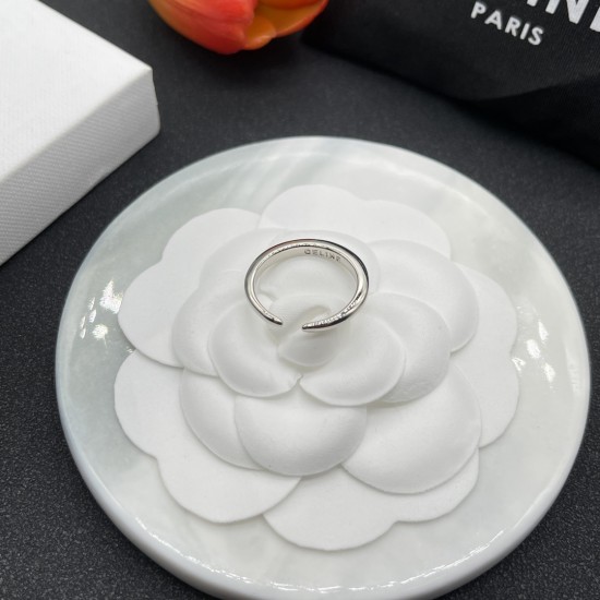 Celine Ring