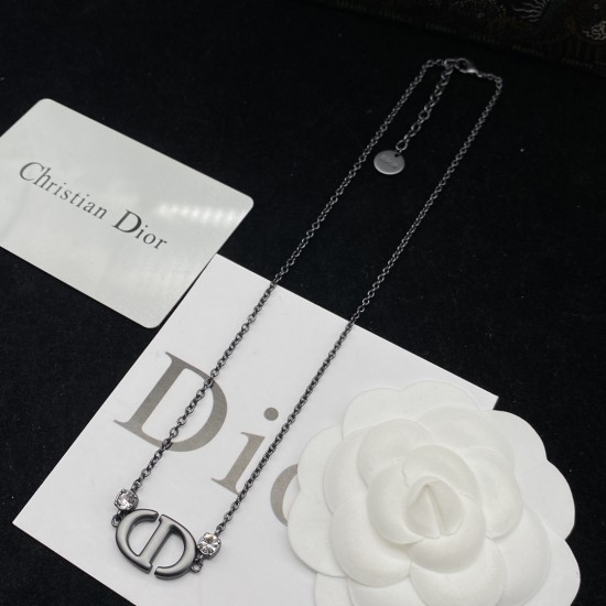 Dior Necklace