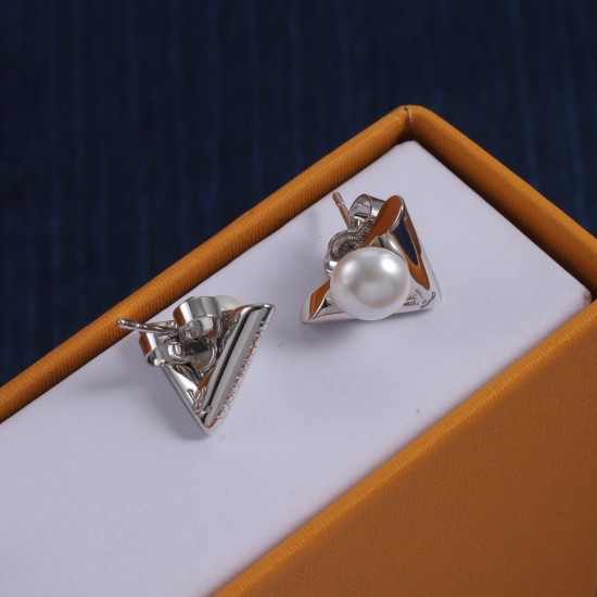 LV Earrings