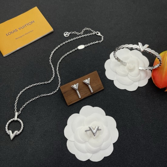 LV Necklace