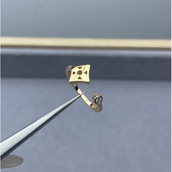 LV Ring