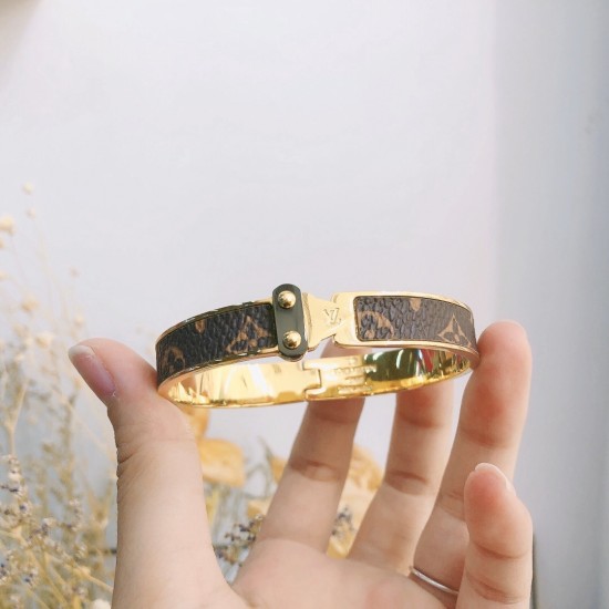 LV Jewelry Bracelet