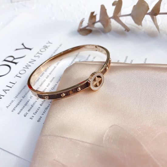 LV Jewelry Bracelet
