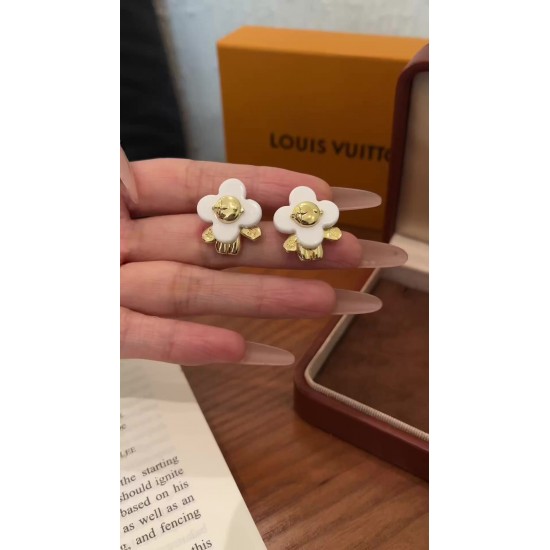 LV Jewelry Ring 
