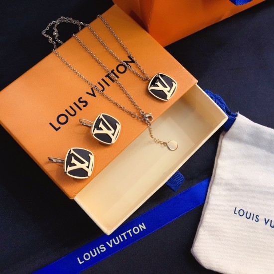 LV Jewelry Necklace: $20–$25 with box; $17–$22 without box