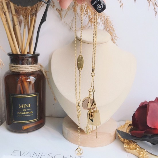 LV Jewelry Necklace: $20–$25 (with box); $17–$22 (without bo
