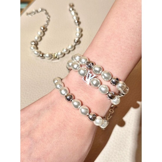 LV Jewelry Necklace: $20–$25 with box; $17–$22 without box
