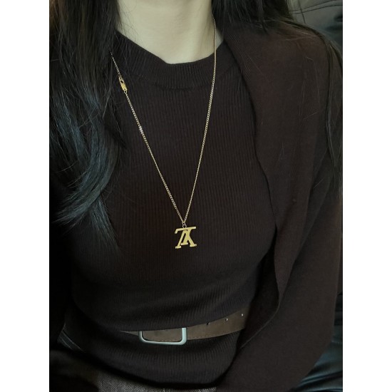 LV Jewelry Necklace: $20–$25 (with box); $17–$22 (without bo