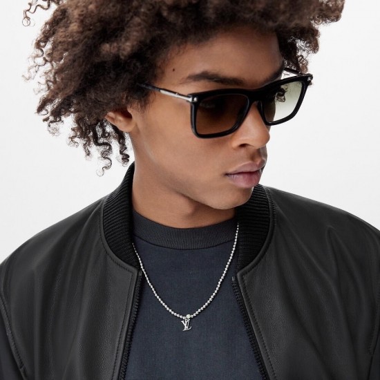 LV Jewelry Necklace: $20–$25 with box; $17–$22 without box