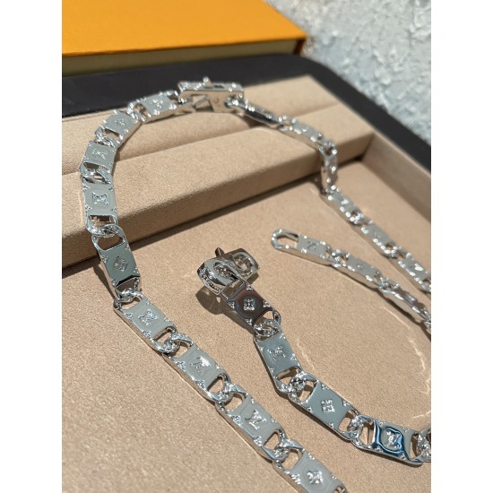 LV Jewelry Necklace: $20–$25 with box; $17–$22 without box
