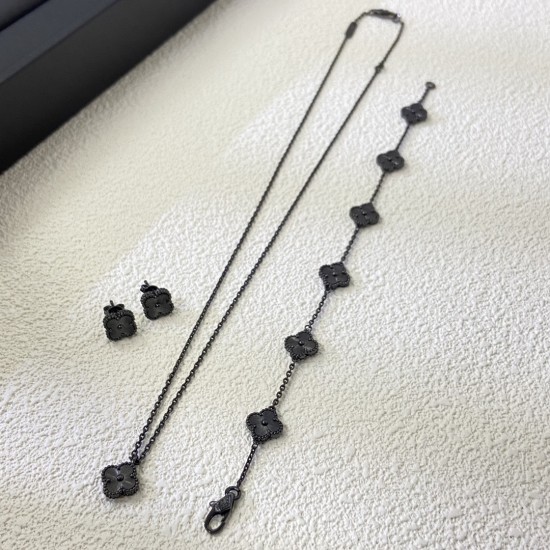 Van Cleef Bracelet