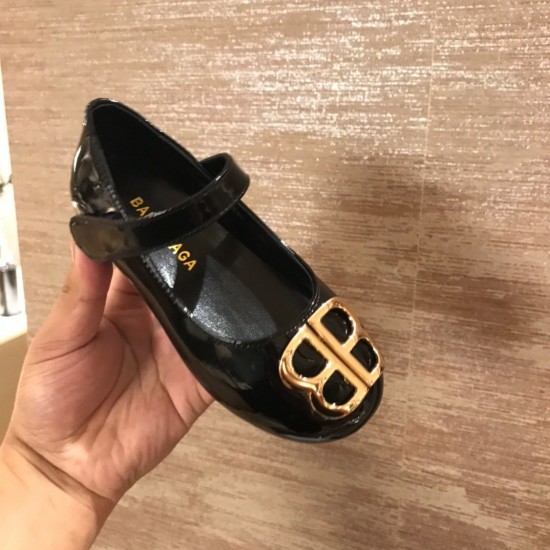 Kids' Shoes