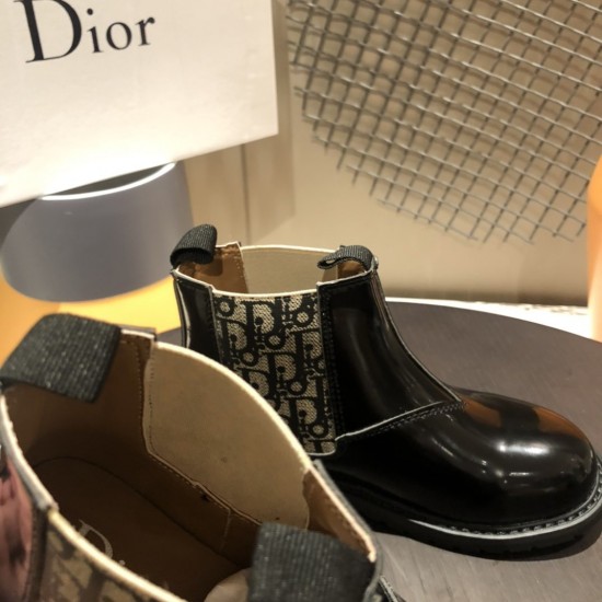 Kids' Shoes