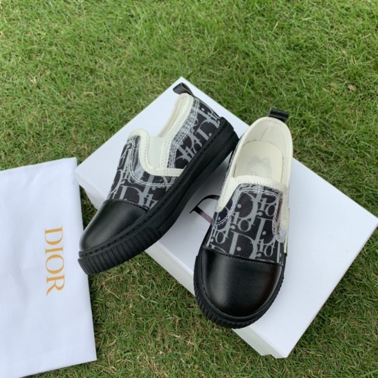 Kids' Shoes