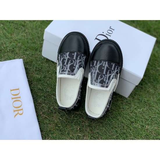 Kids' Shoes