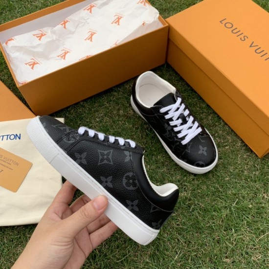 Kids' Shoes