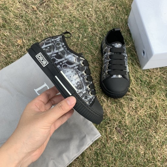 Kids' Shoes