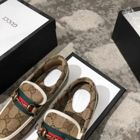 Kids' Shoes