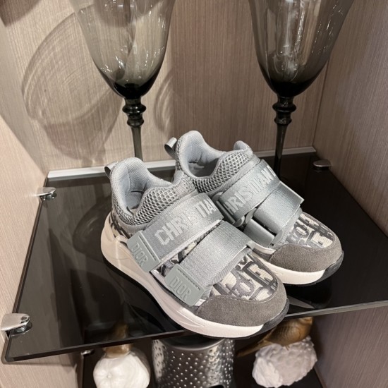 Kids' Shoes