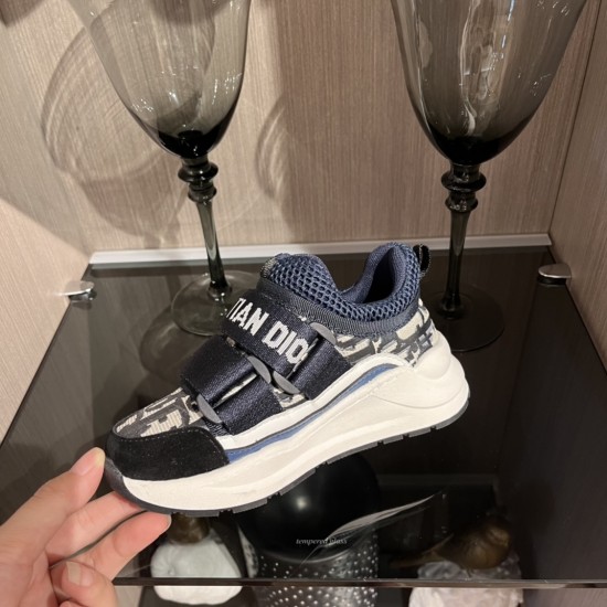 Kids' Shoes