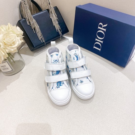 Kids' Shoes