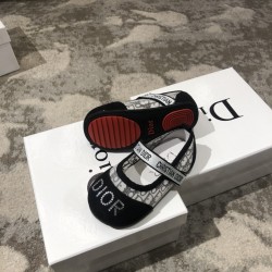 Kids' Shoes