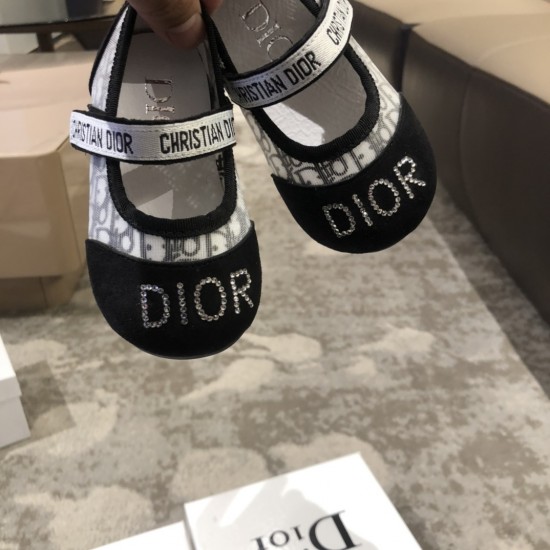 Kids' Shoes
