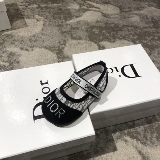 Kids' Shoes