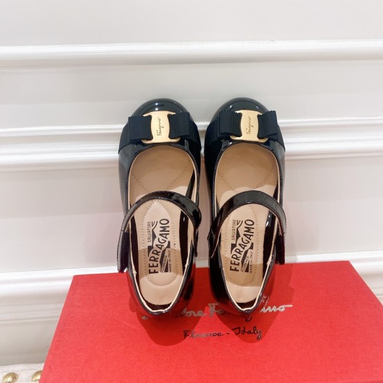 Kids' Shoes
