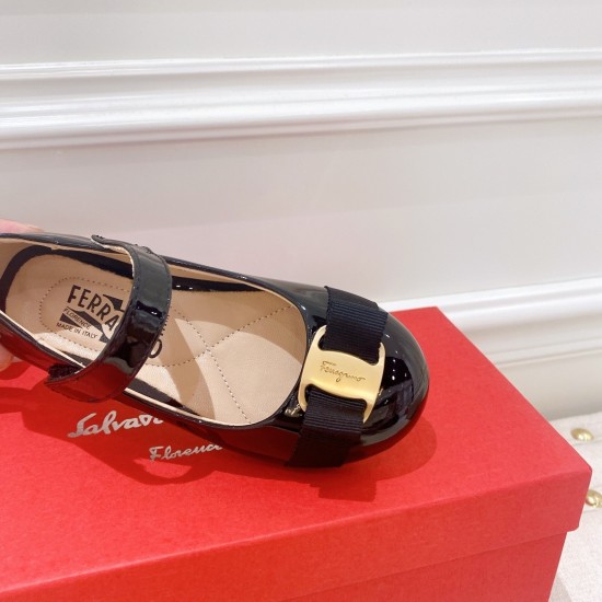 Kids' Shoes