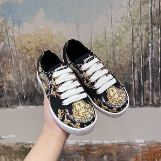 Kids' Shoes