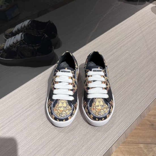 Kids' Shoes