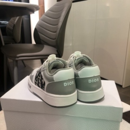 Kids' Shoes