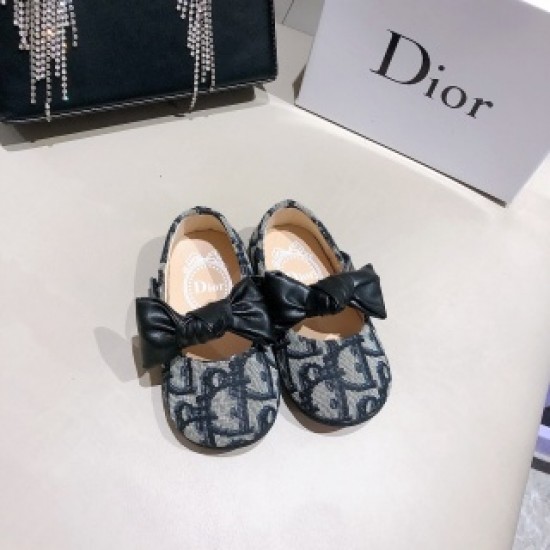 Kids' Shoes